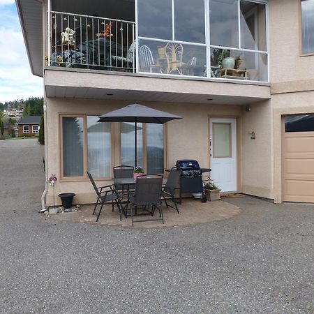 Peachland Lakeview Vacation Suite Exterior photo